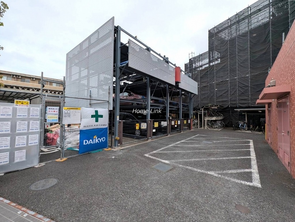 ライオンズガーデン東武練馬壱番館　駐車場